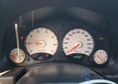 2004 Jeep Liberty Sport z USA, uszkodzony, nr VIN 1J4GL48K44W138351